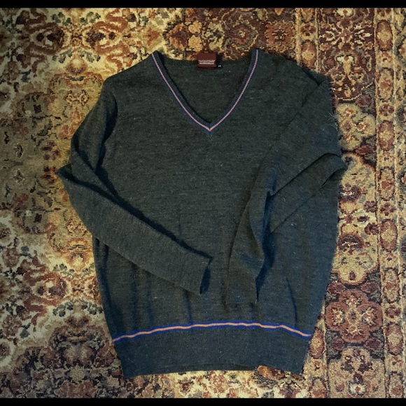 Sweater bundle - Picture 3 of 3